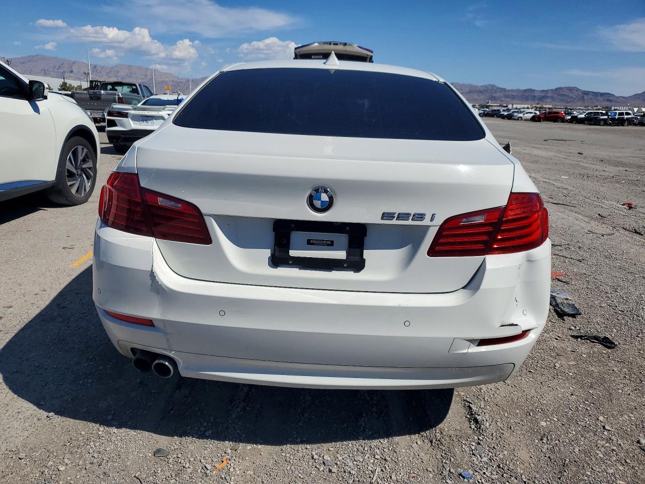 2016 BMW 528 I - Фото 6