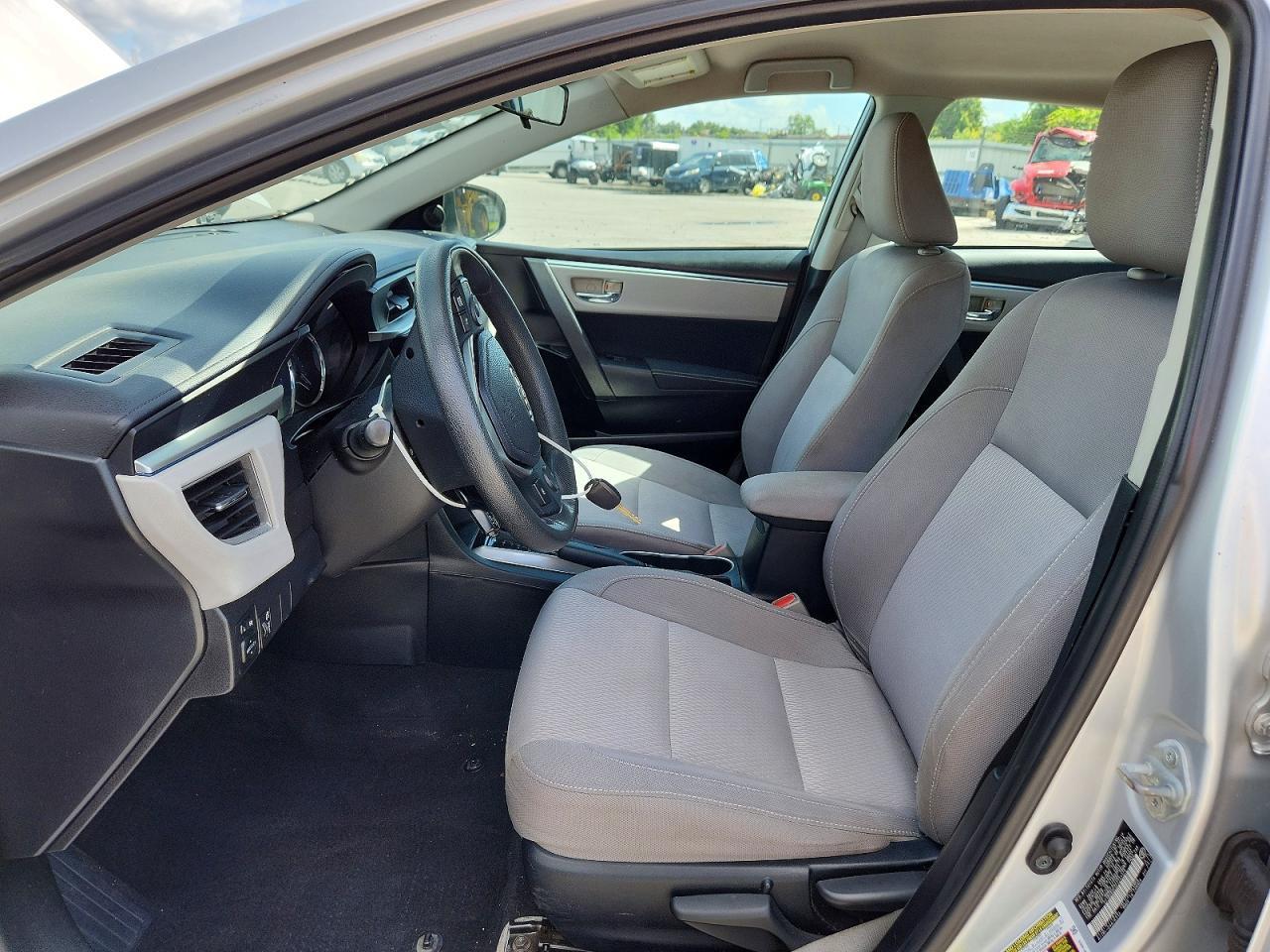 2014 Toyota Corolla Le - Image 7