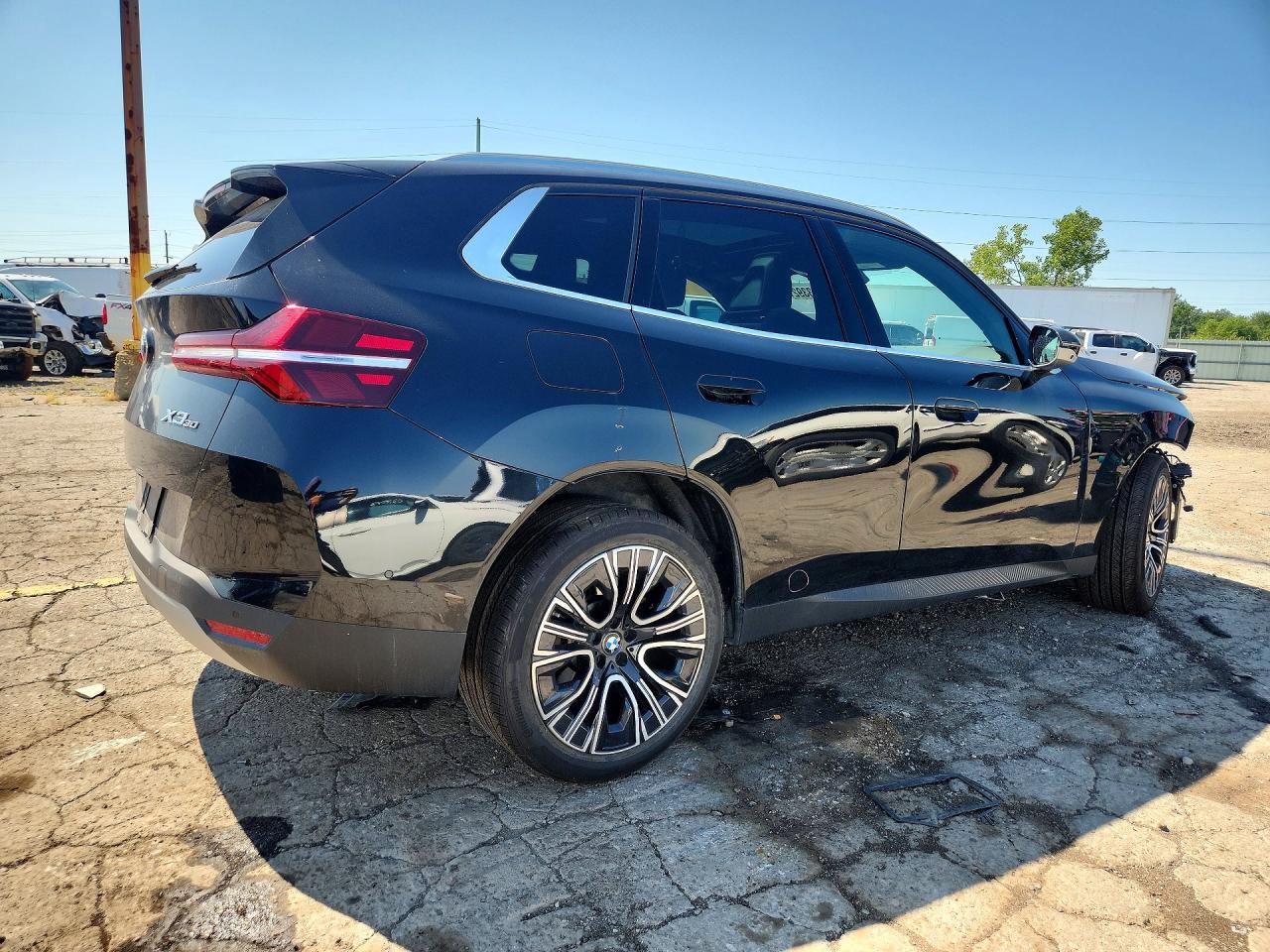 2026 BMW X3 30 xDrive - Фото 3