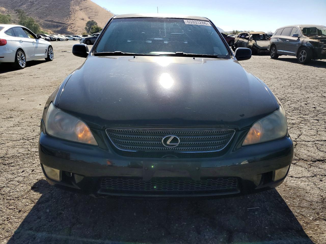 2001 Lexus Is 300 - Image 5