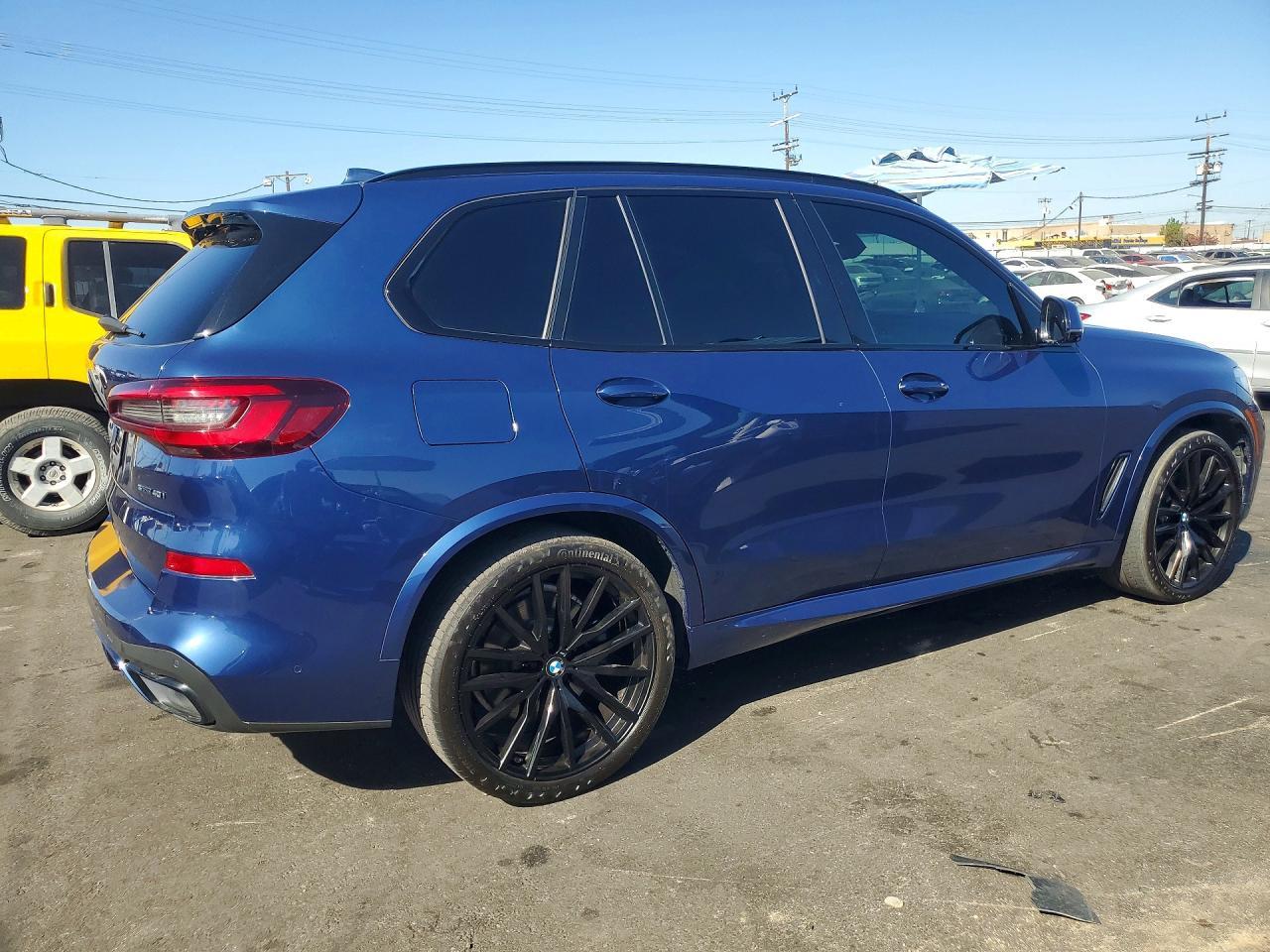 2021 BMW X5 Sdrive 40I - Фото 3