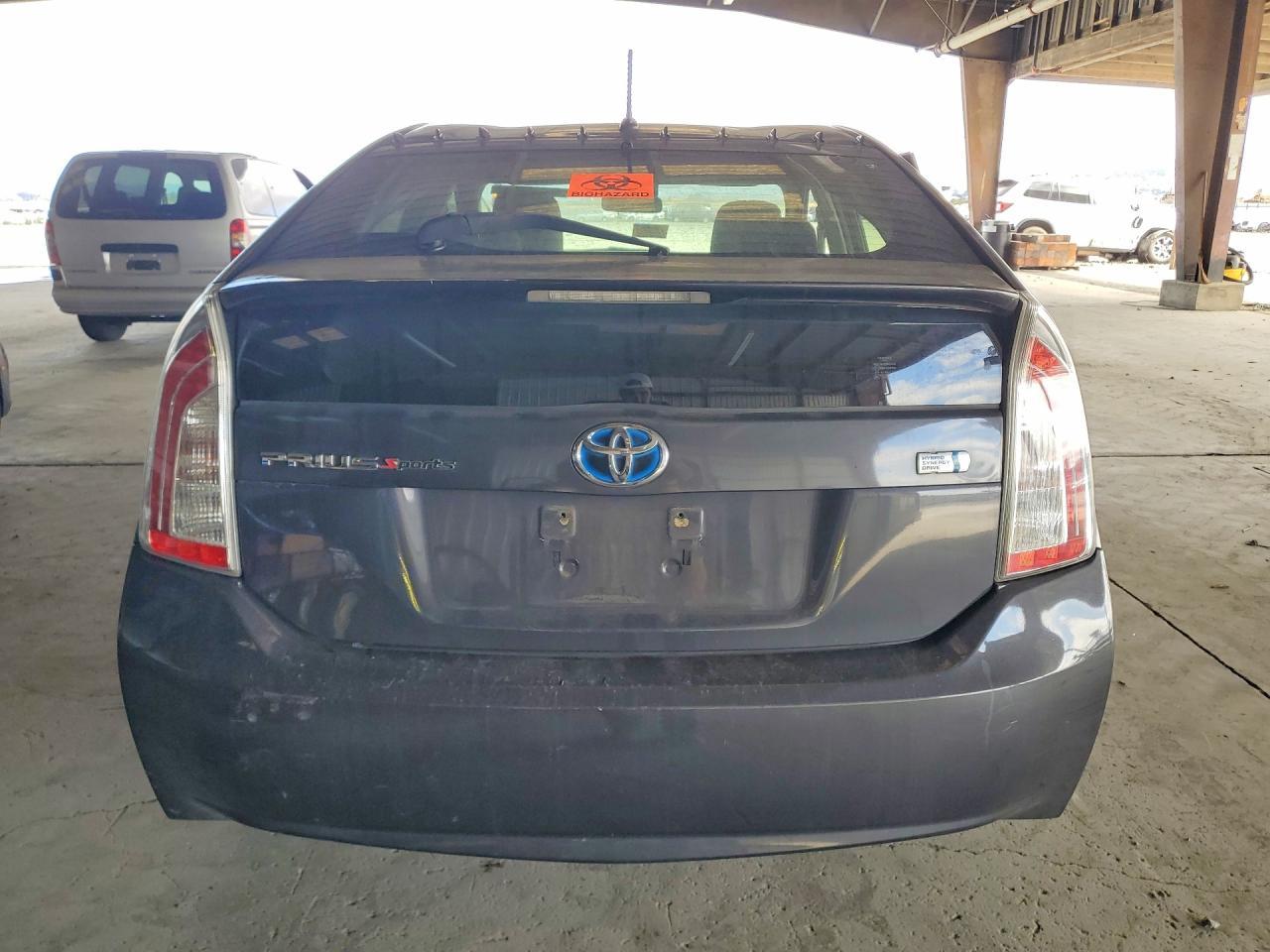 2012 Toyota Prius Two - Фото 6