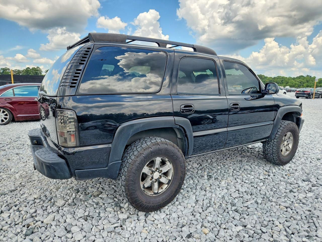 2004 Chevrolet Tahoe K1500 - Фото 3