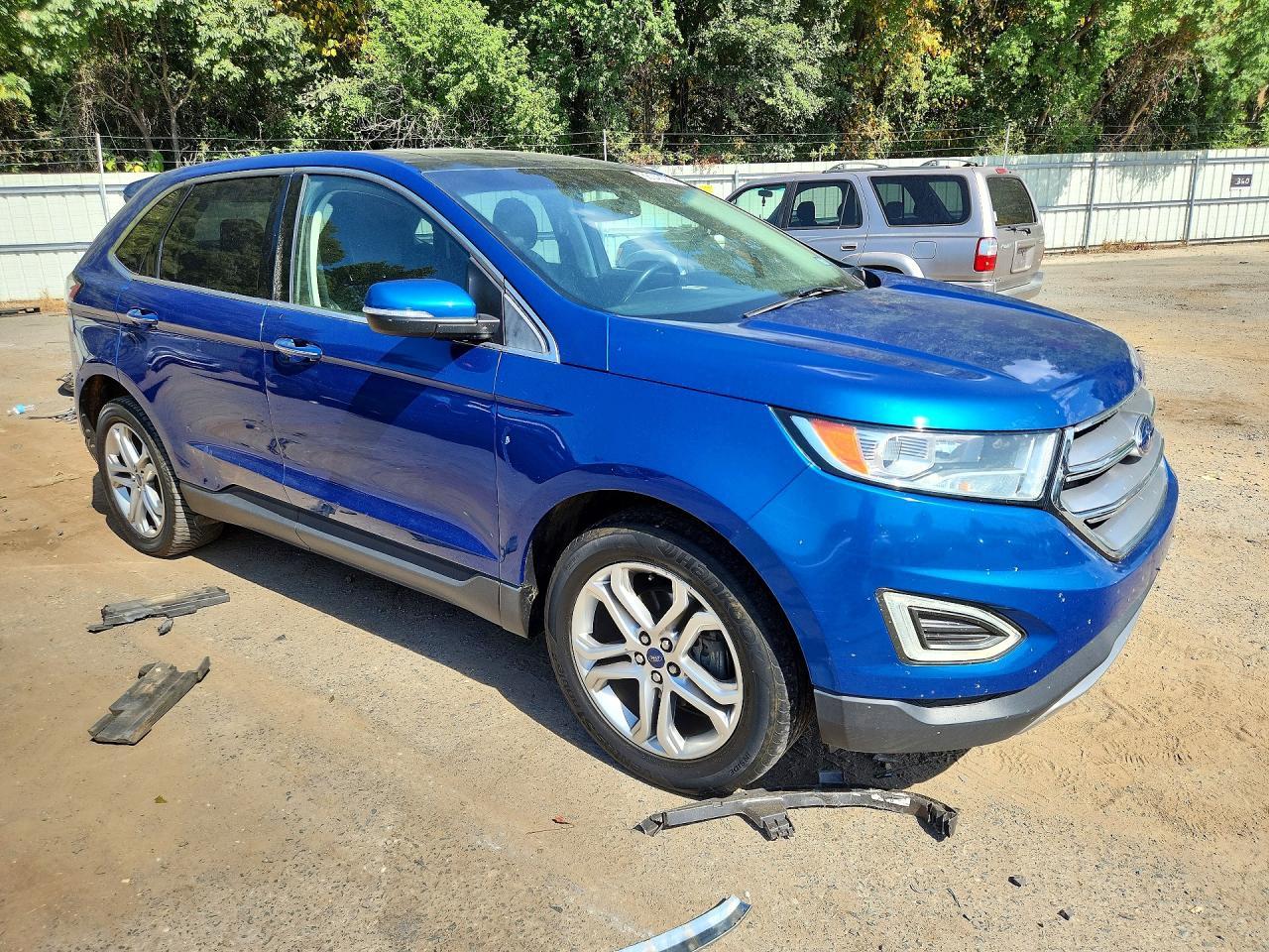 2018 Ford Edge Titanium - Image 4