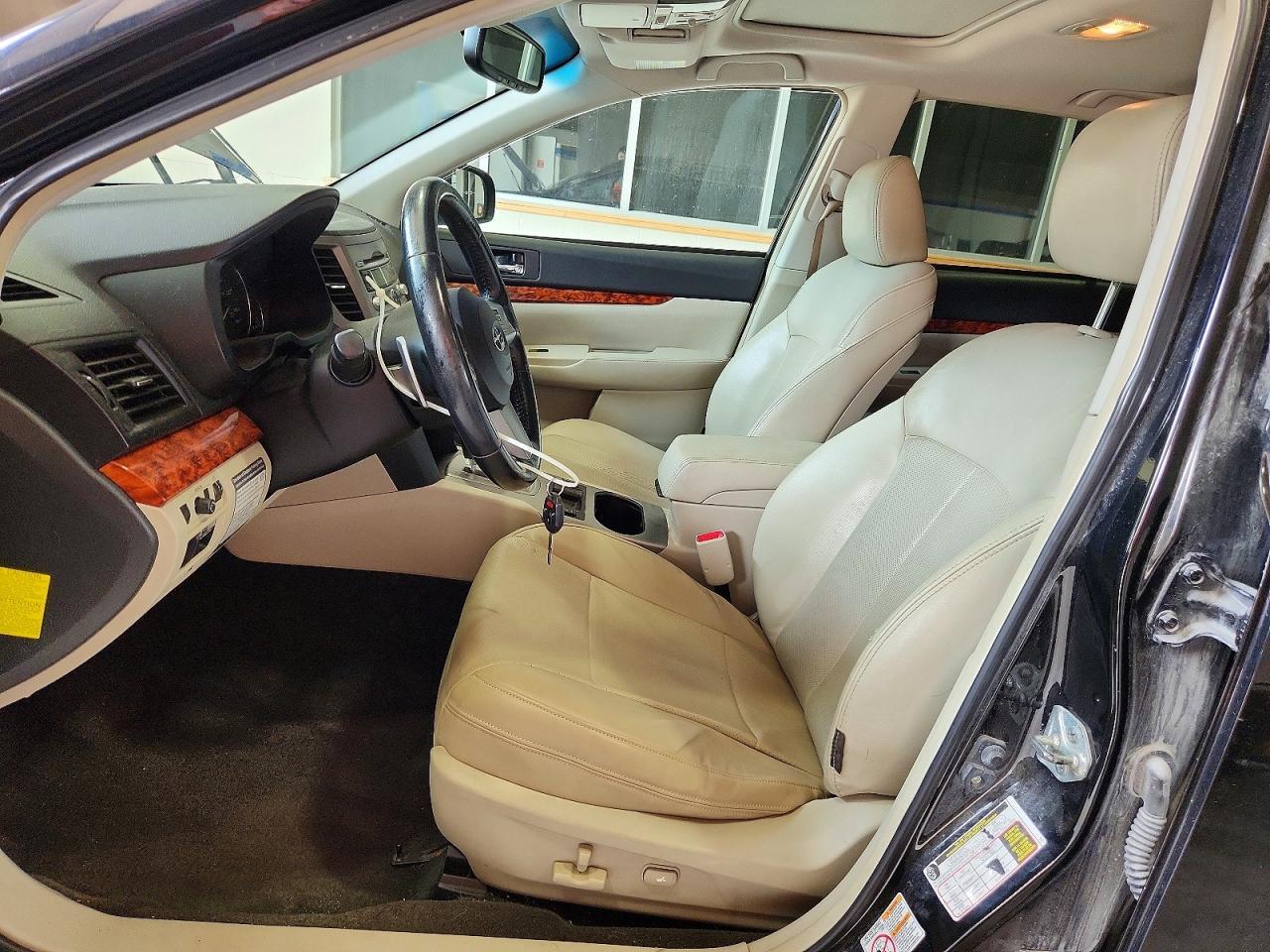 2011 Subaru Outback 2.5I Limited - Фото 7