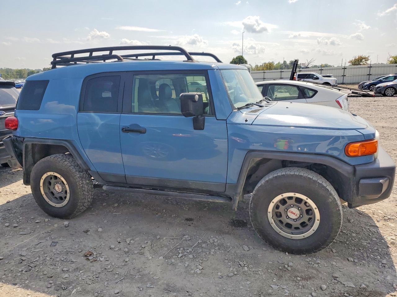 2014 Toyota Fj Cruiser Base - Фото 4