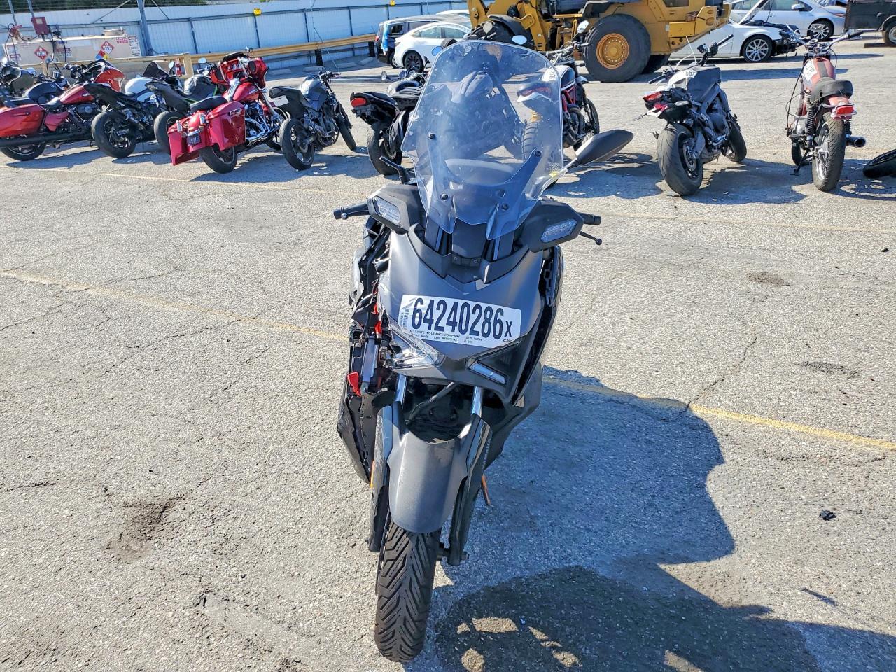 2026 Yamaha Xmax 300 Ac - Image 2