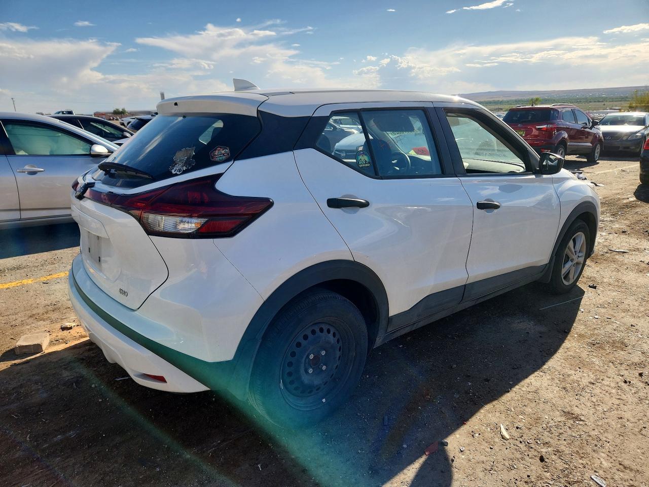 2024 Nissan Kicks S - Фото 3