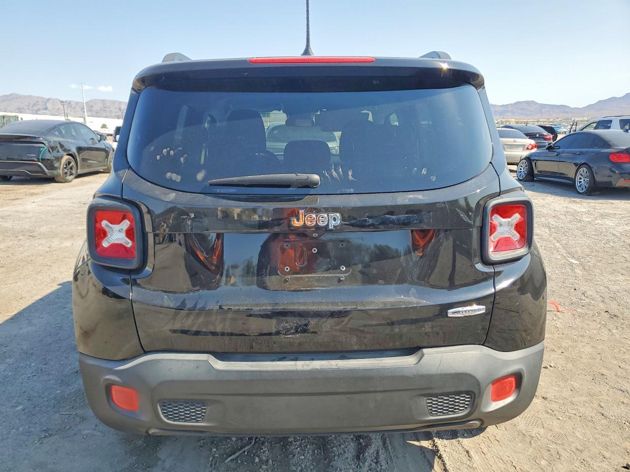 2017 Jeep Renegade Latitude - Фото 6