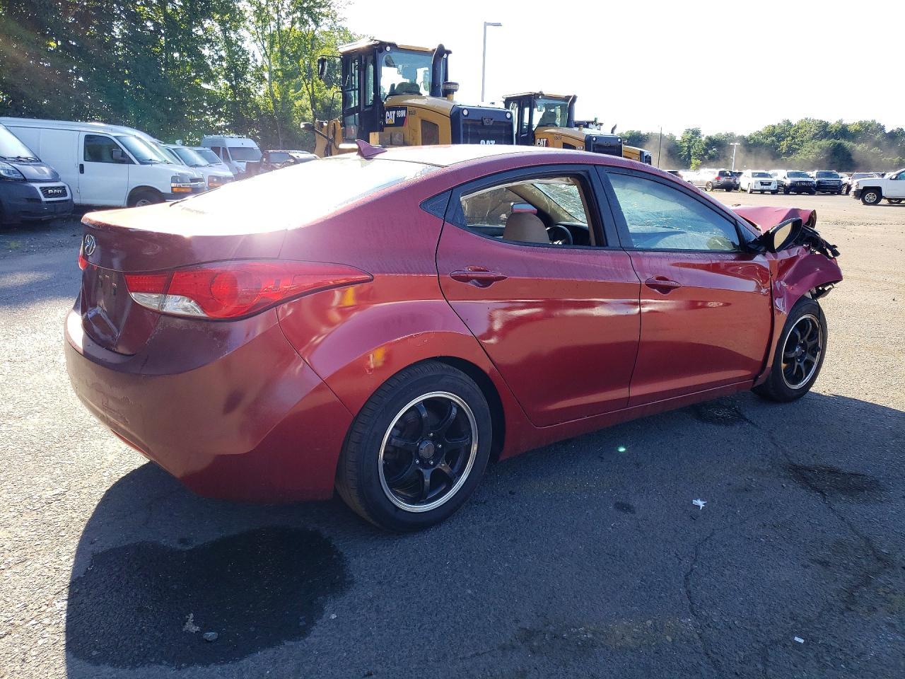 2013 Hyundai Elantra Gls - Фото 3