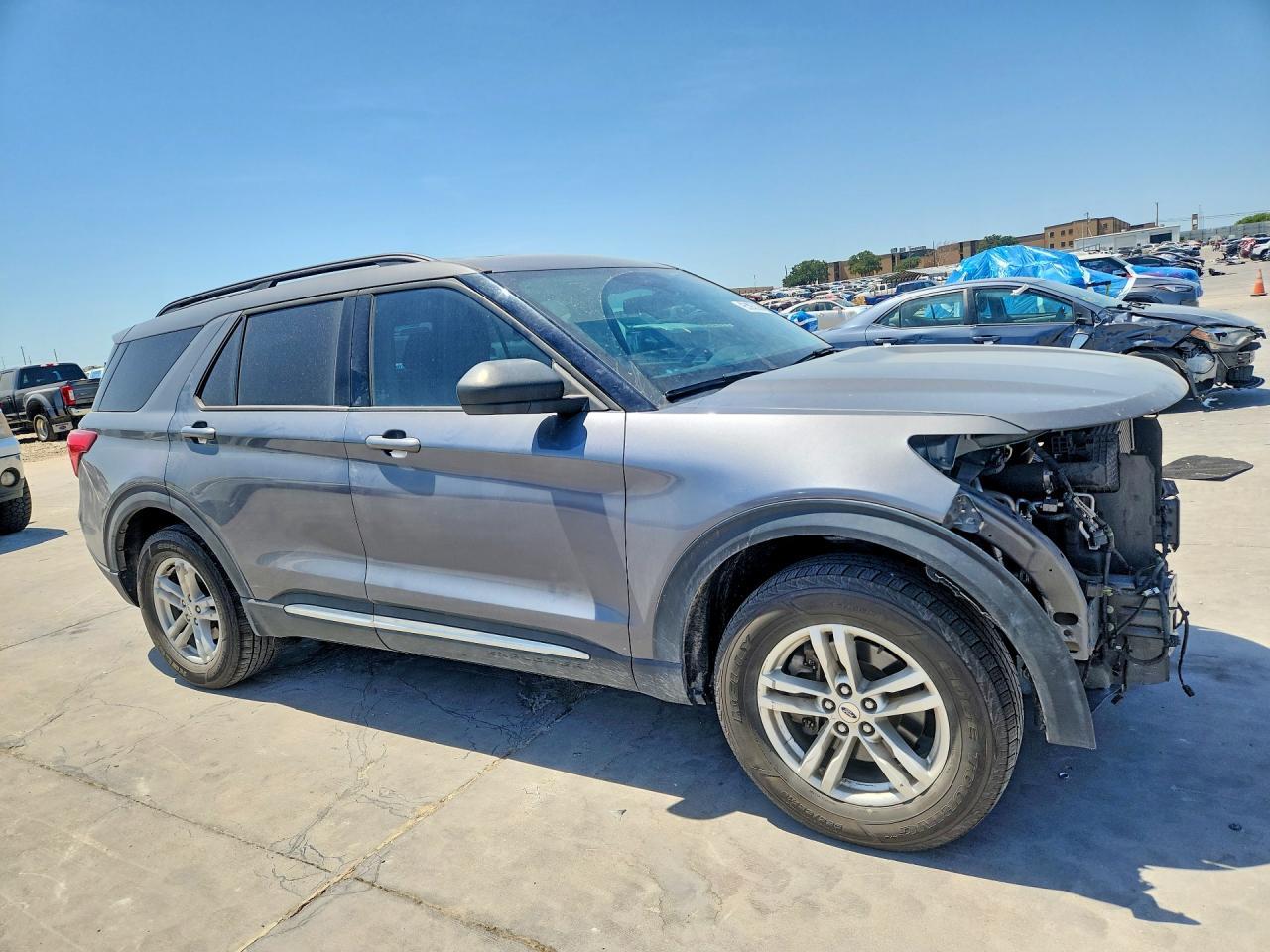 2021 Ford Explorer Xlt - Image 4