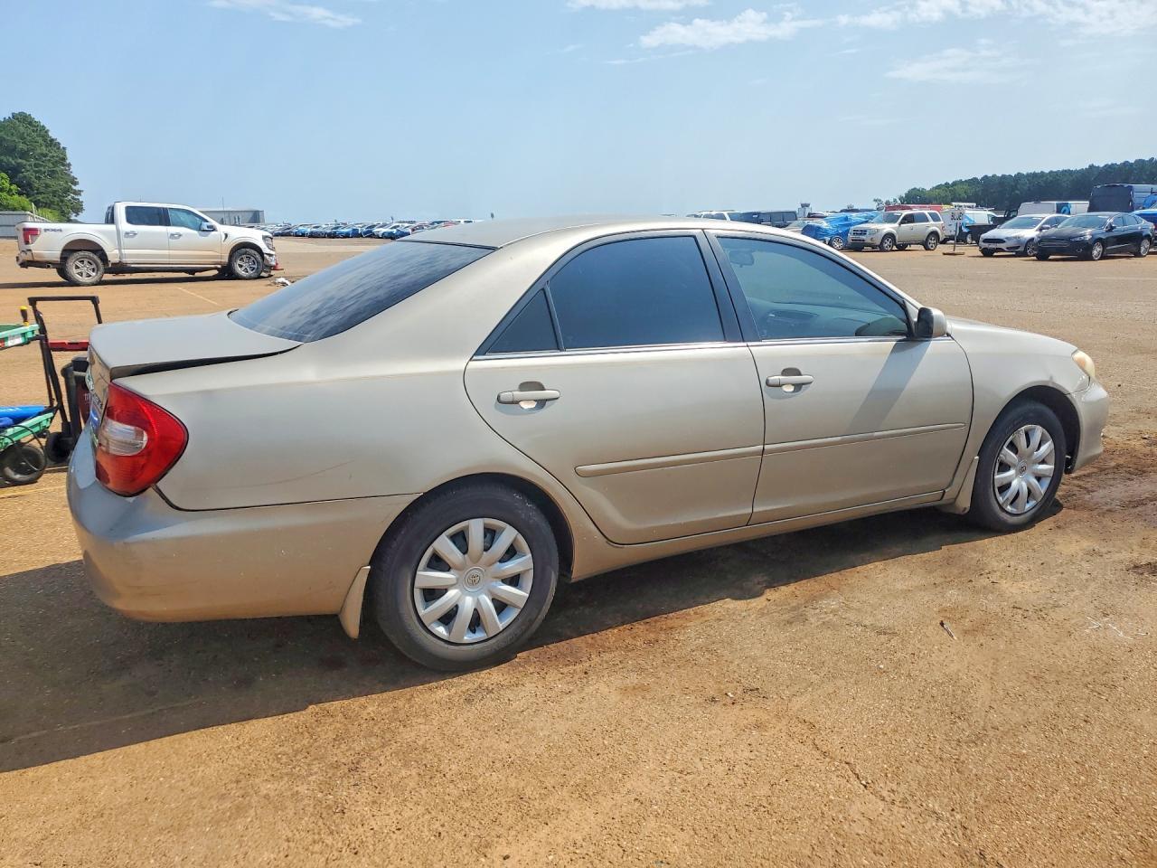 2005 Toyota Camry Le - Фото 3