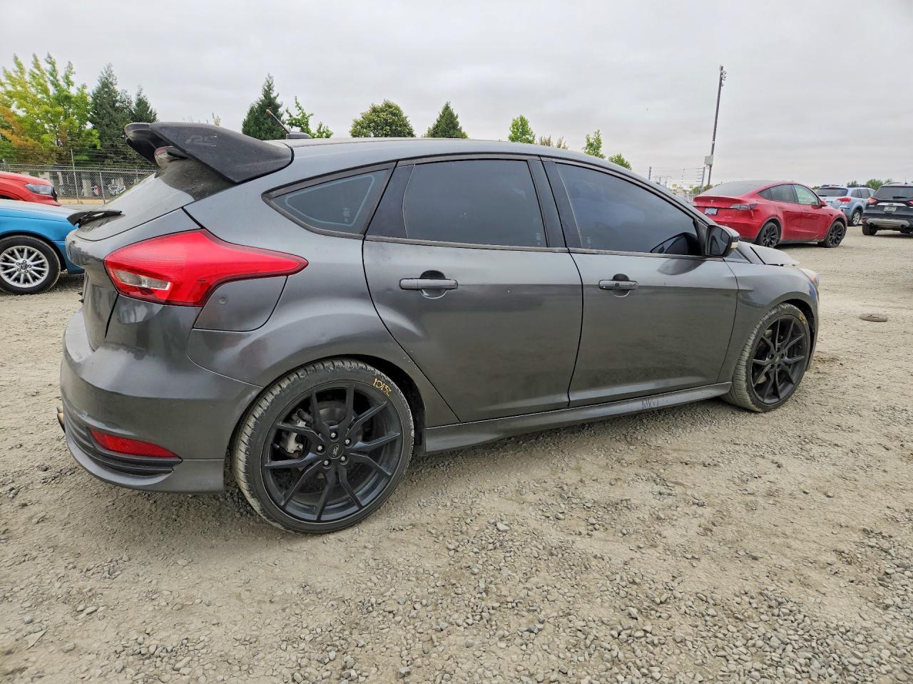 2017 Ford Focus St - Фото 3