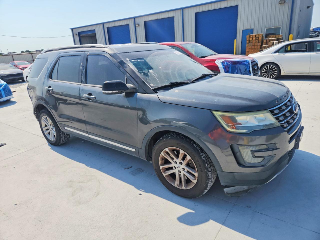 2017 Ford Explorer Xlt - Image 4