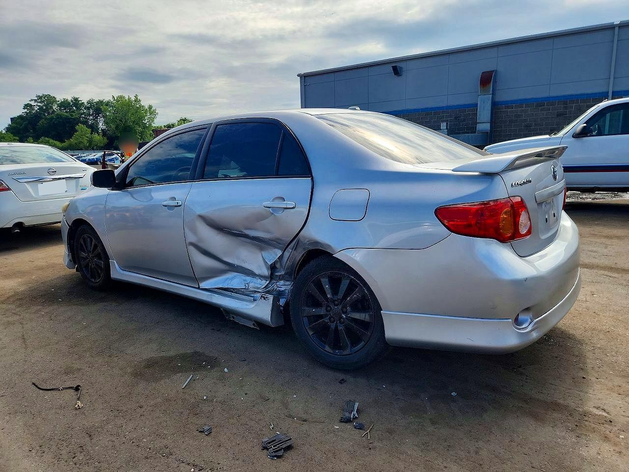 2009 Toyota Corolla S - Фото 2
