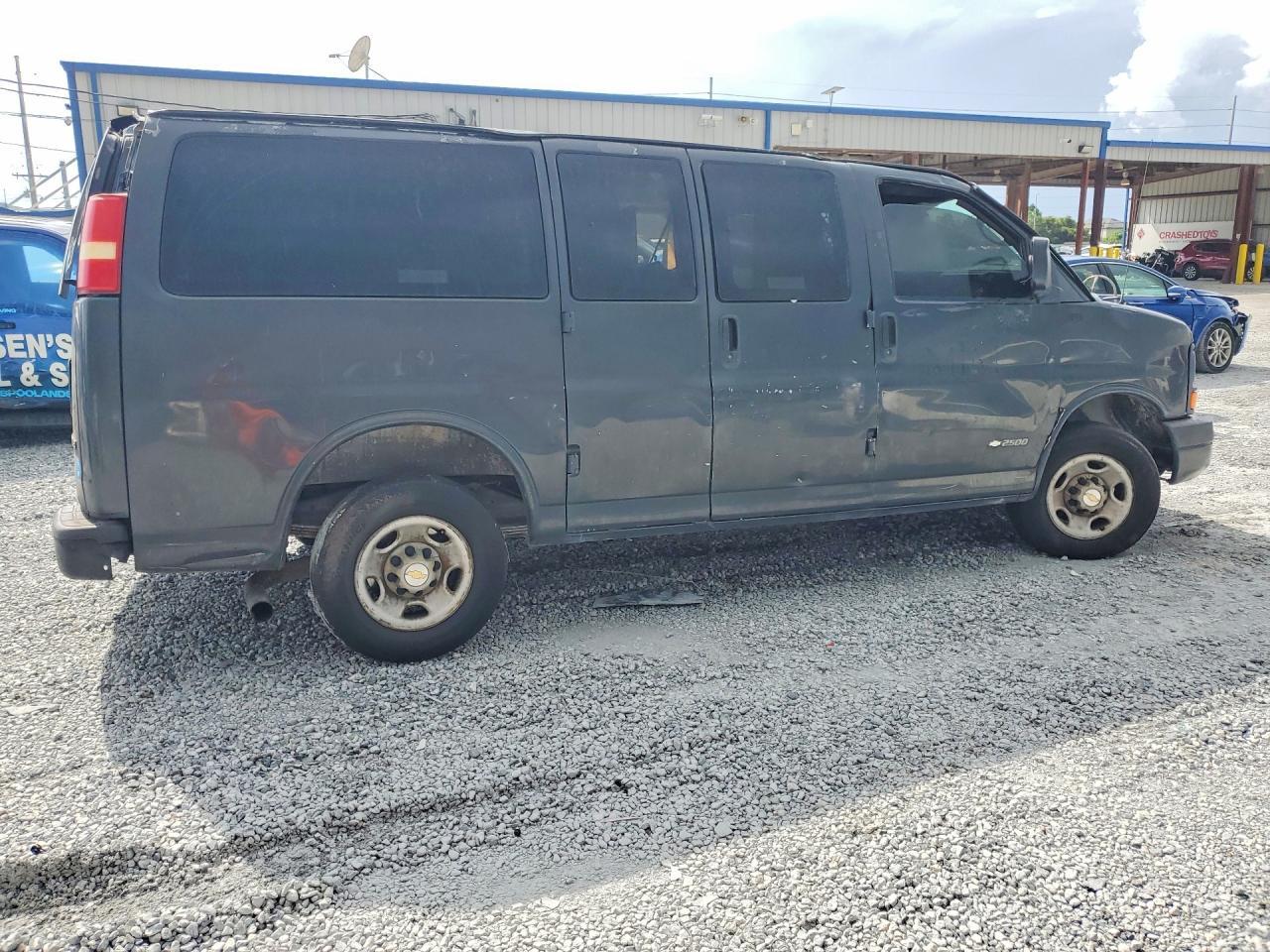 2005 Chevrolet Express G2500 - Фото 3