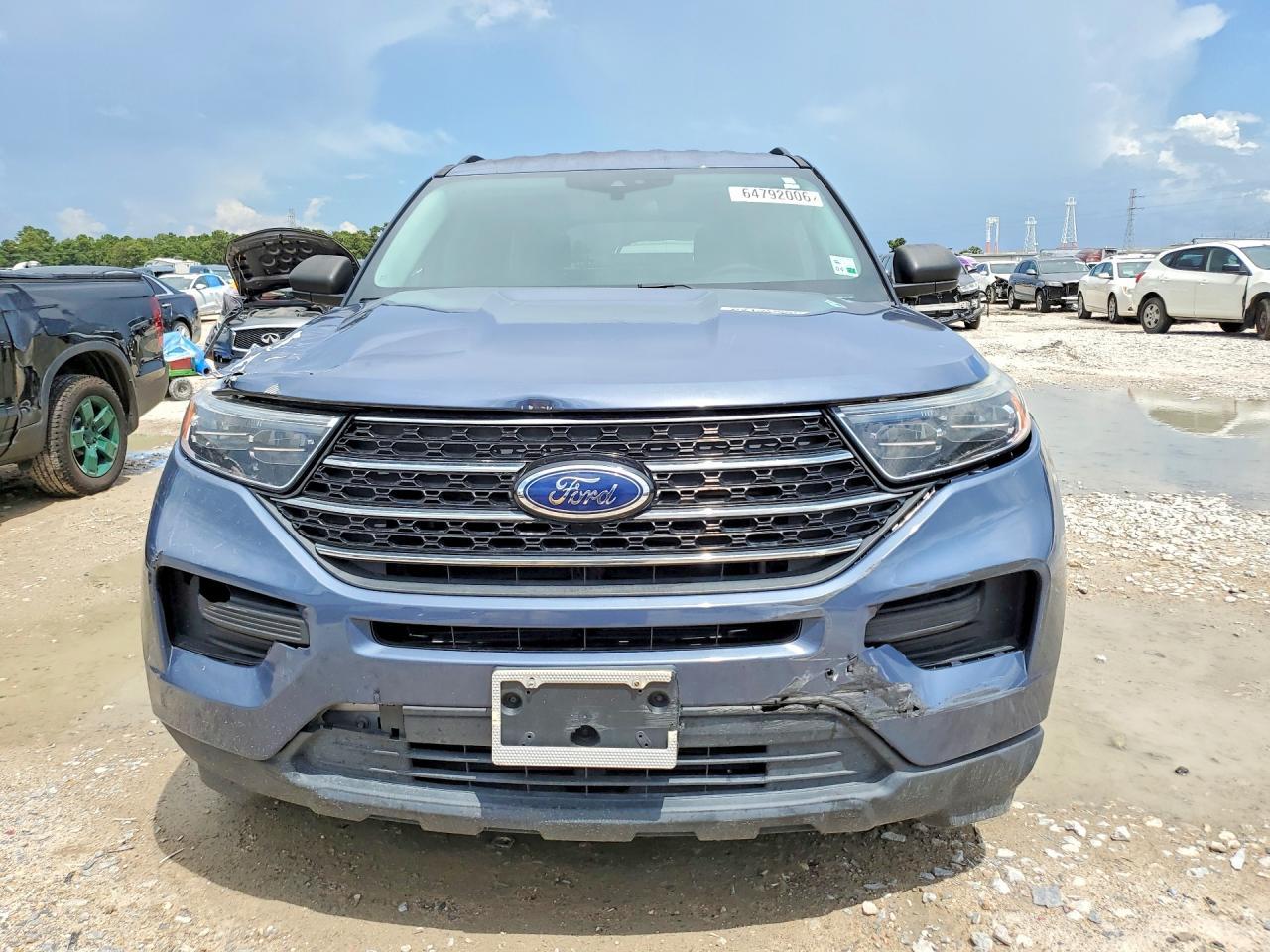 2021 Ford Explorer Xlt - Image 5