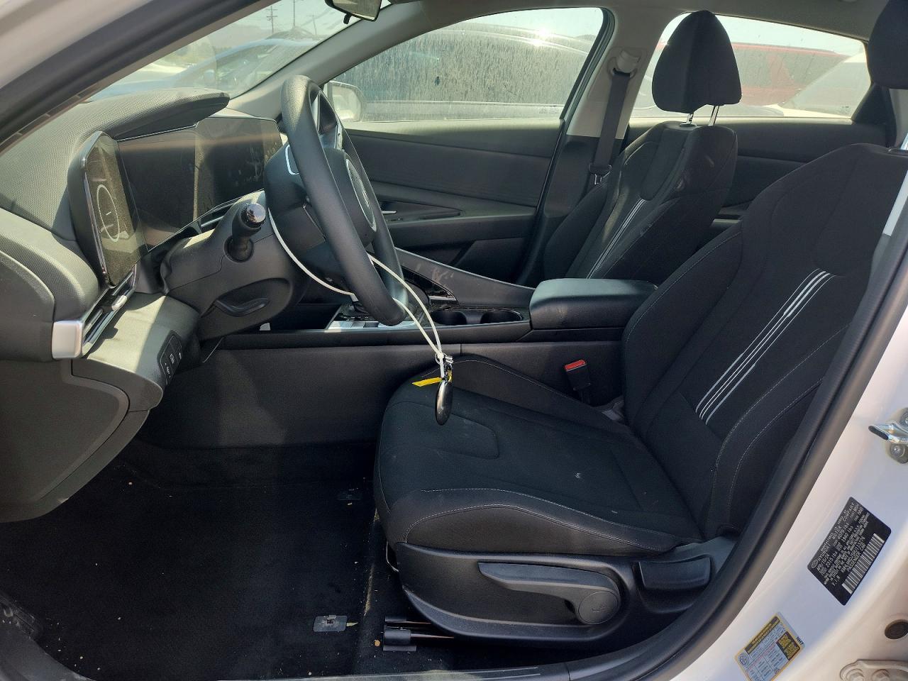 2024 Hyundai Elantra Blue - Фото 7