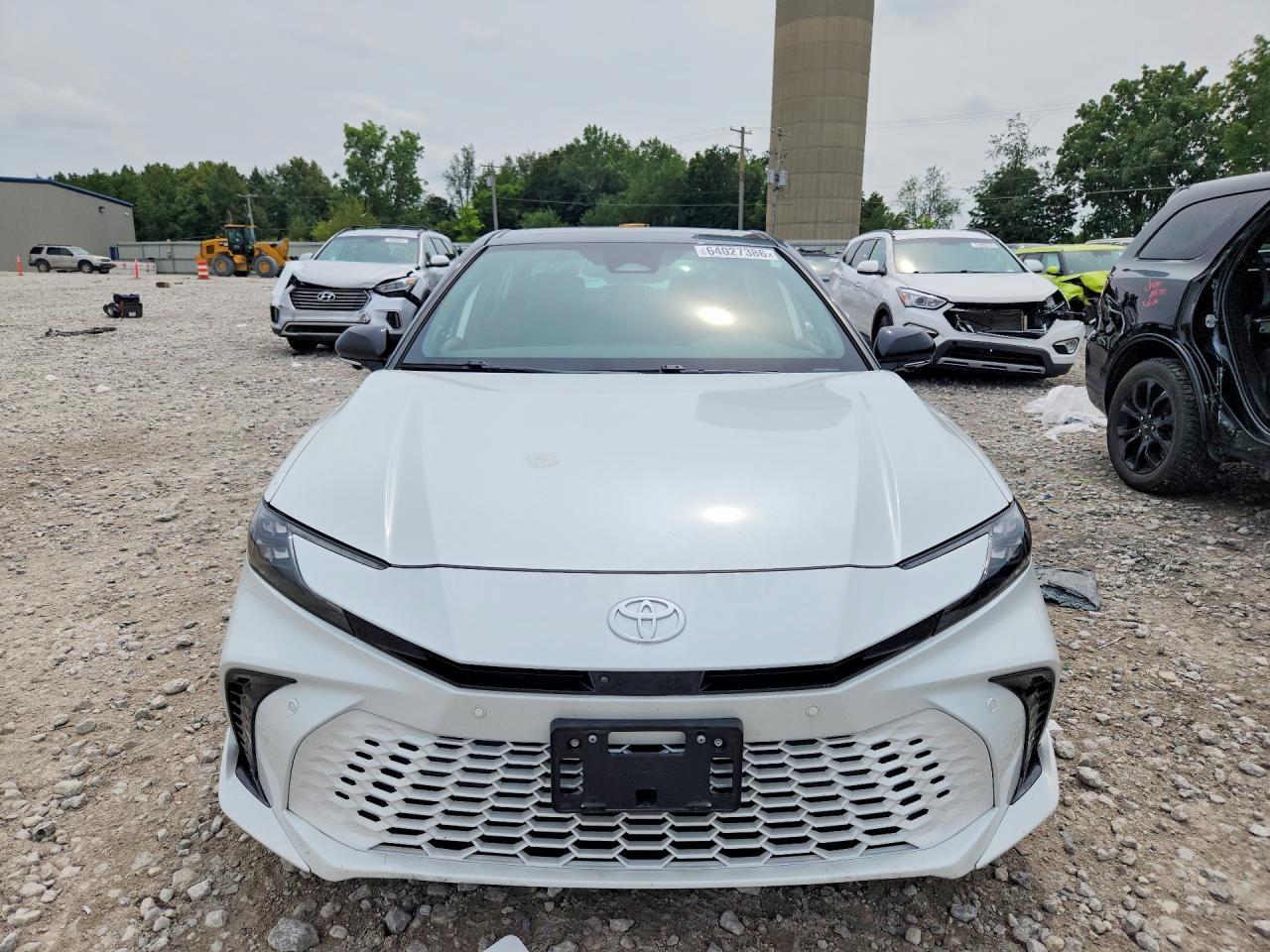 2025 Toyota Camry Xse - Image 5