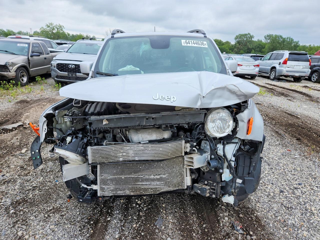 2019 Jeep Renegade Latitude - Image 5
