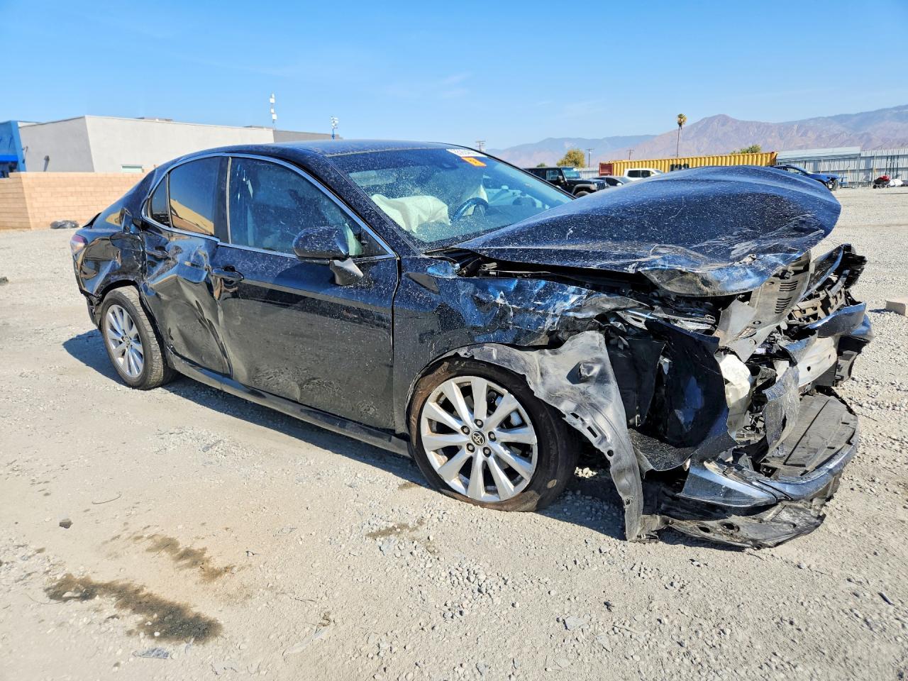 2020 Toyota Camry Le - Image 4