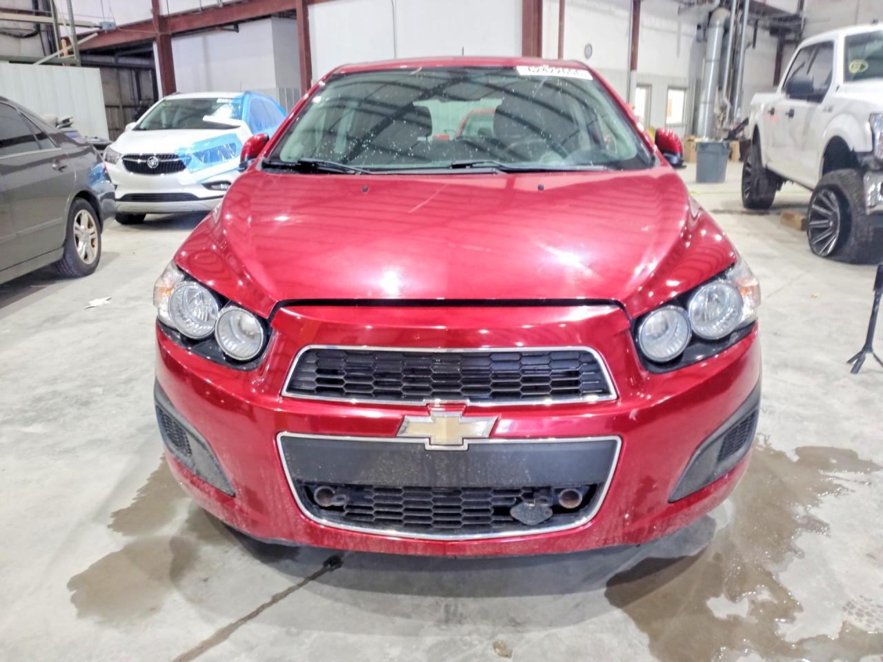 2016 Chevrolet Sonic Lt - Фото 5