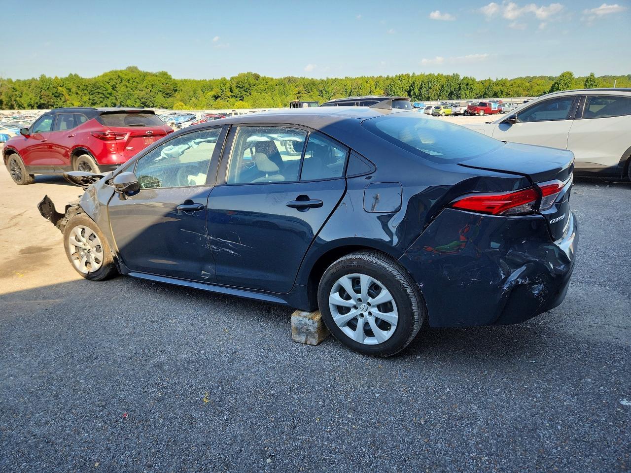 2024 Toyota Corolla Le - Фото 2