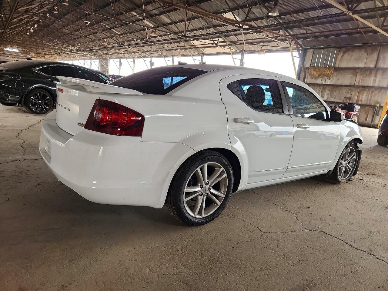 2012 Dodge Avenger Sxt - Фото 3