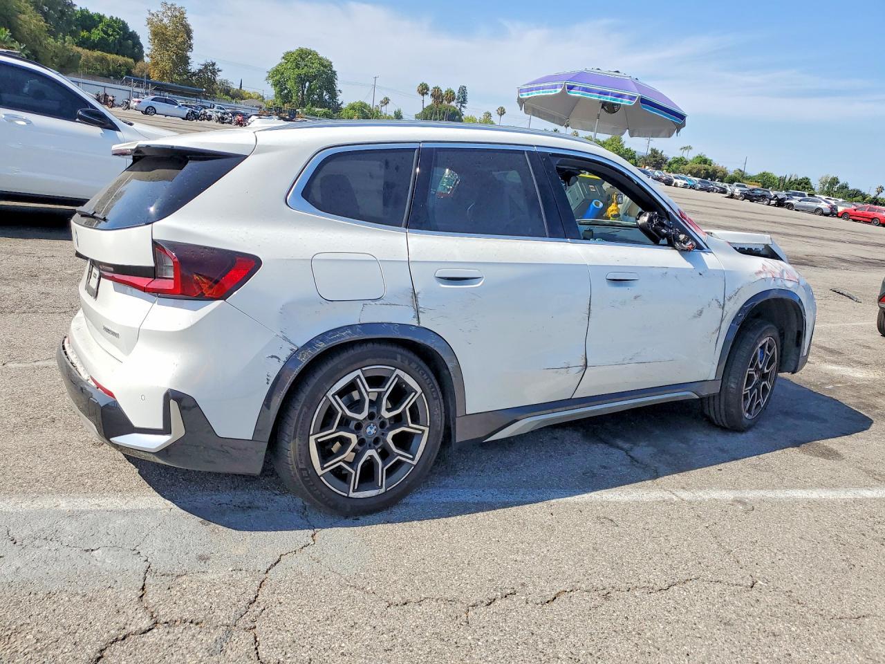 2025 BMW X1 xDrive28I - Фото 3