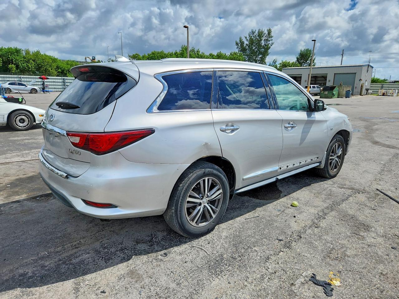 2018 Infiniti Qx60 Base - Фото 3