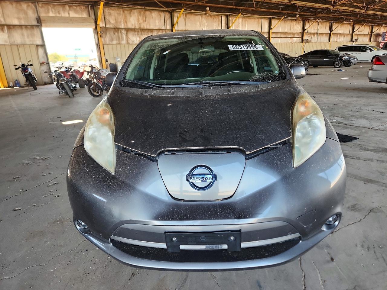 2015 Nissan Leaf S - Фото 5