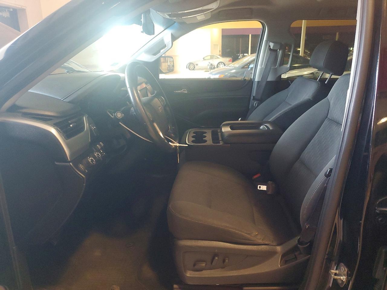 2015 Chevrolet Suburban K1500 Ls - Image 7