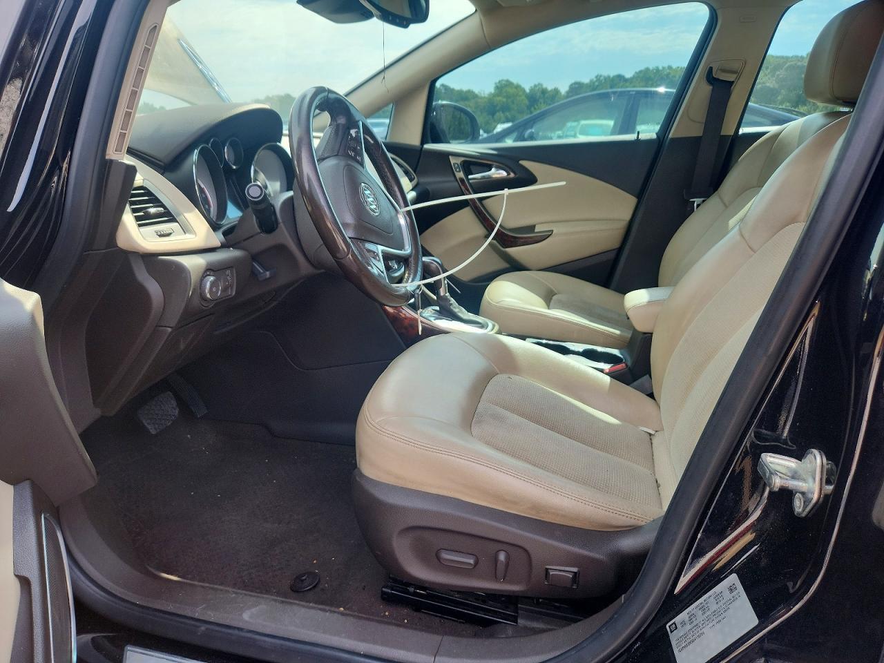 2016 Buick Verano Sport Touring - Image 7