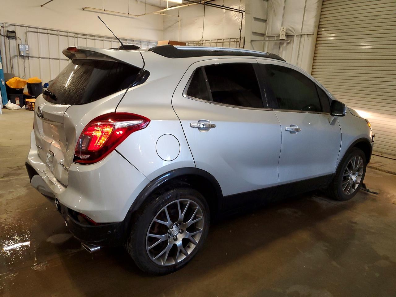 2017 Buick Encore Sport Touring - Фото 3