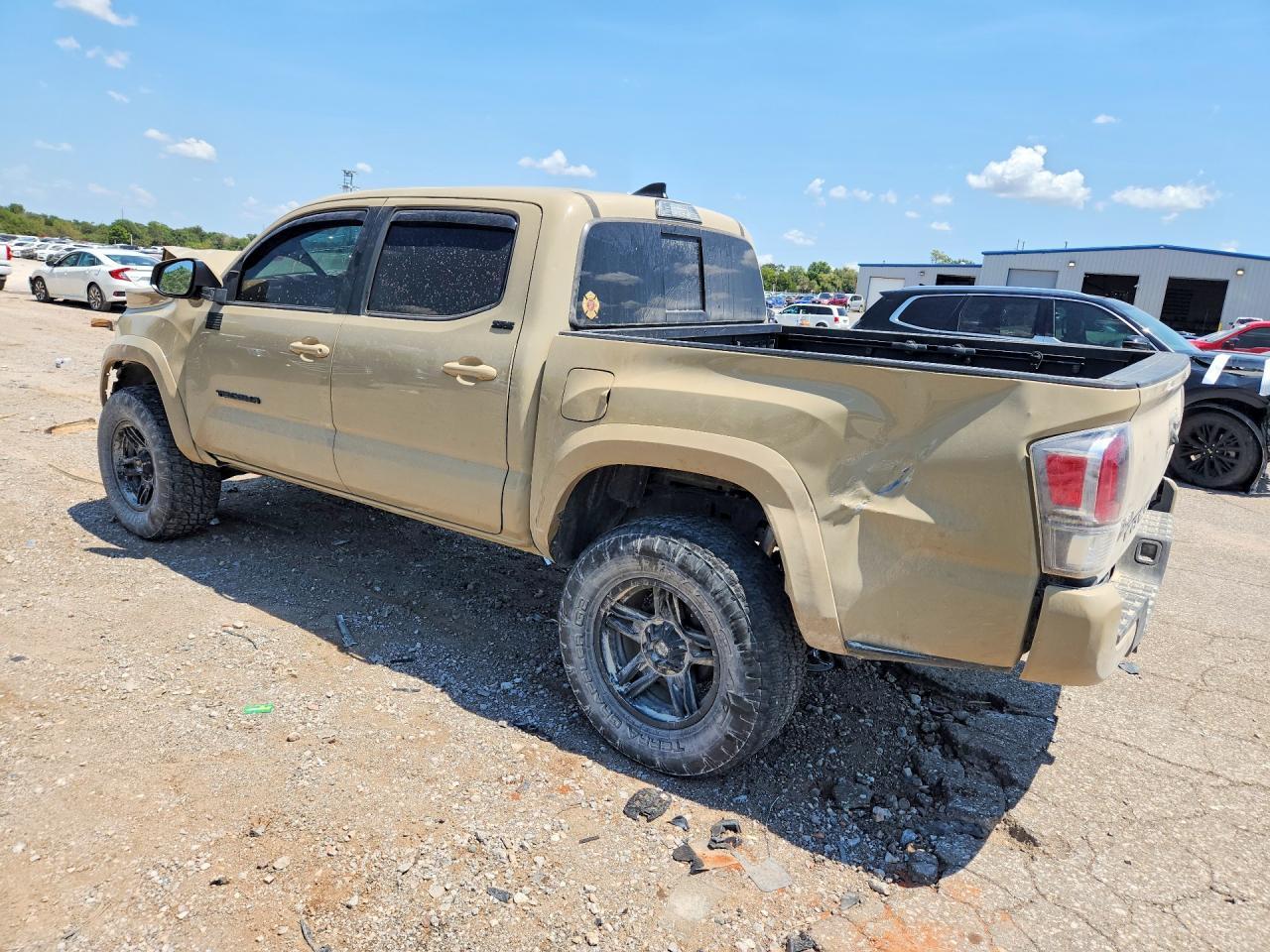 2018 Toyota Tacoma Sr5 V6 - Фото 2