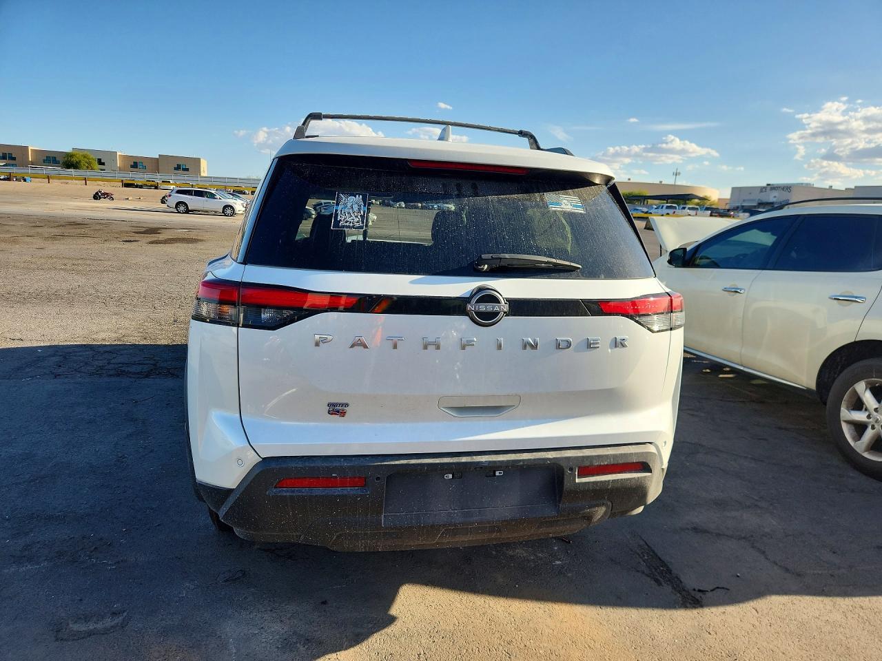 2025 Nissan Pathfinder Sv - Image 6