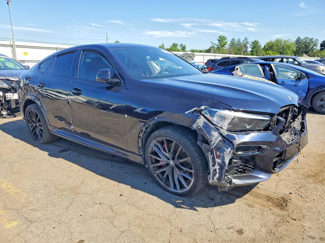 2022 BMW X6 xDrive40I - Фото 4