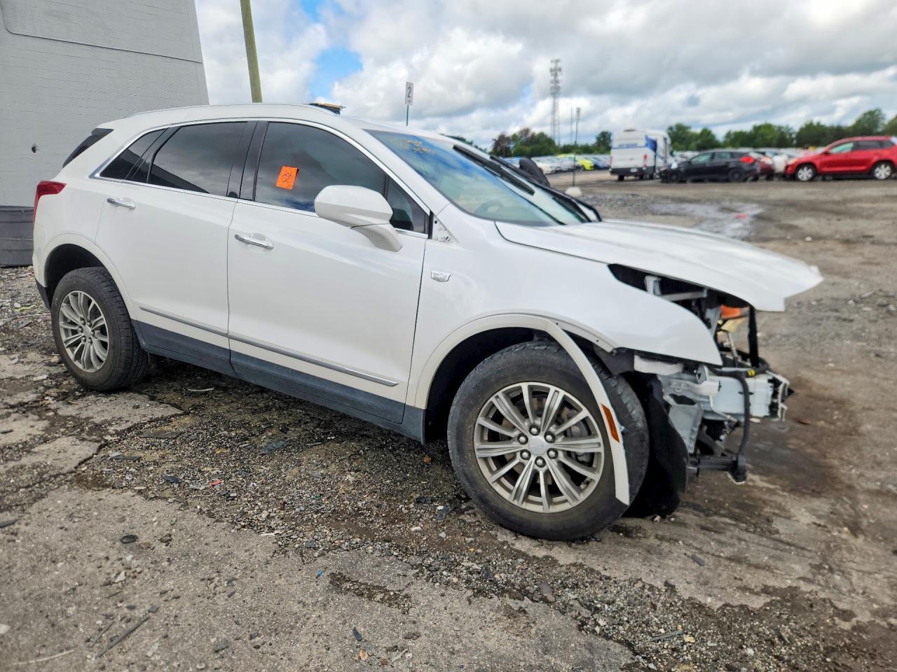 2018 Cadillac Xt5 Luxury - Image 4