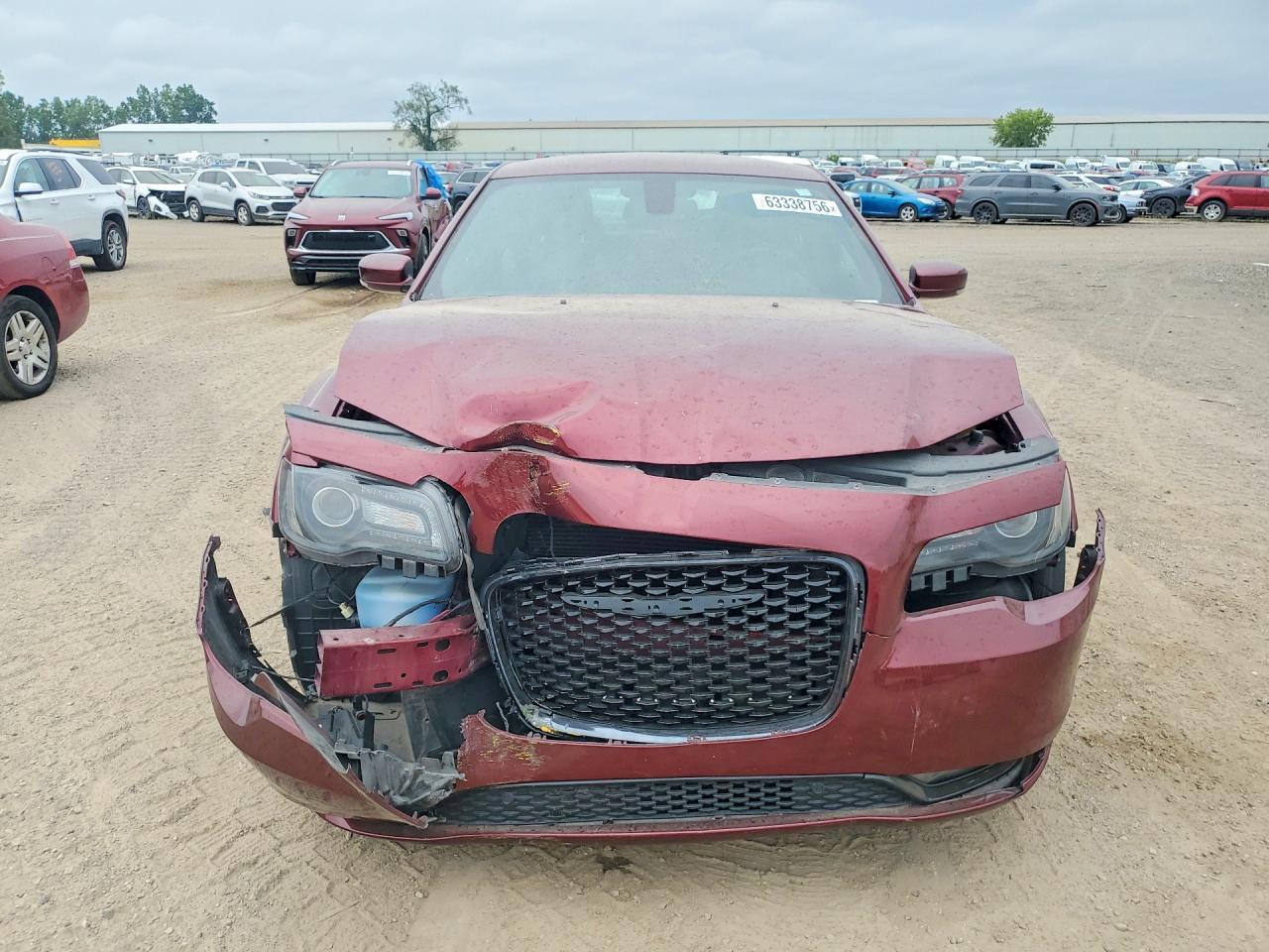 2021 Chrysler 300 S - Фото 5