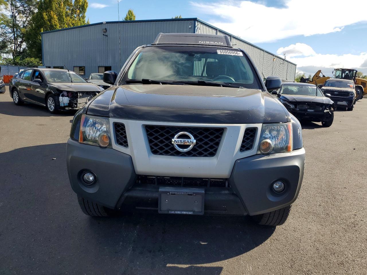 2012 Nissan Xterra X - Image 5