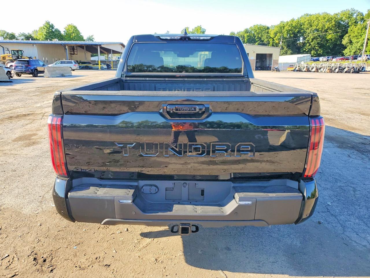 2026 Toyota Tundra Limited - Фото 6