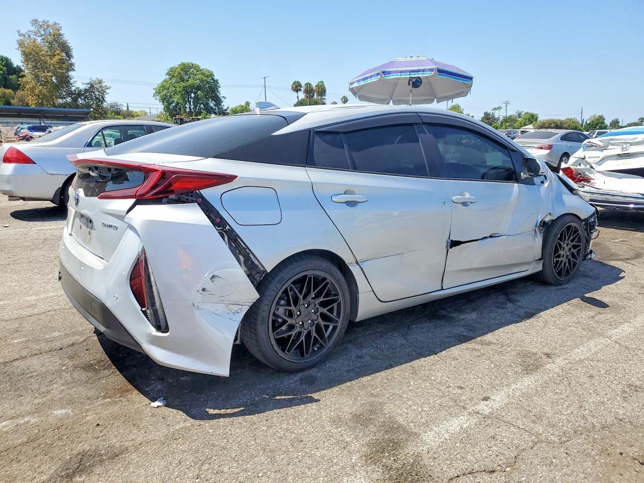 2021 Toyota Prius Prime Limited - Image 3