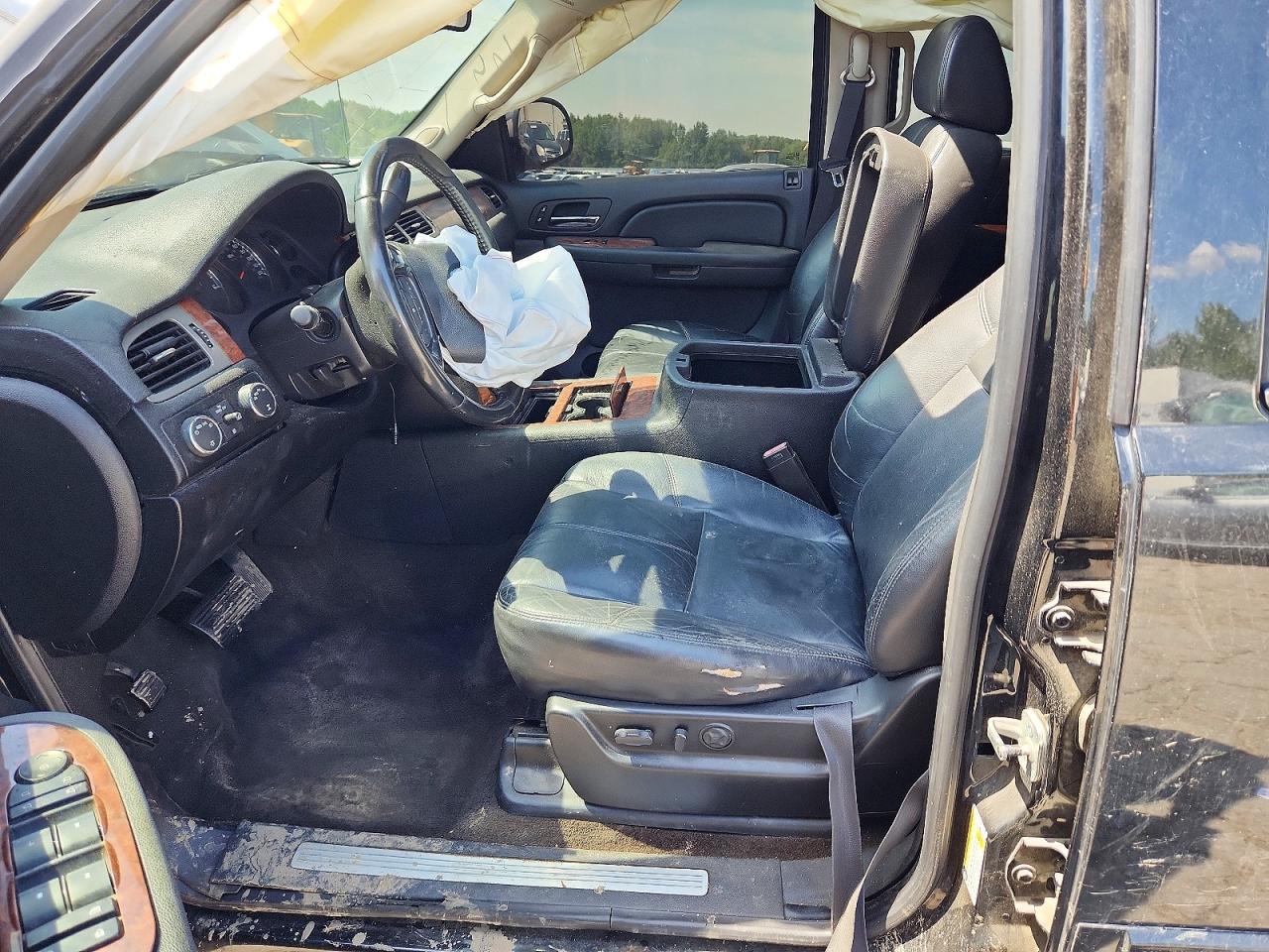 2008 Chevrolet Avalanche K1500 - Image 7