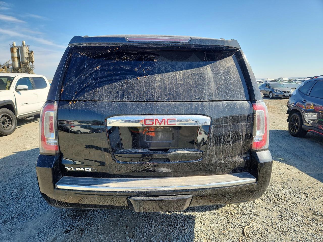 2018 GMC Yukon Denali - Image 6
