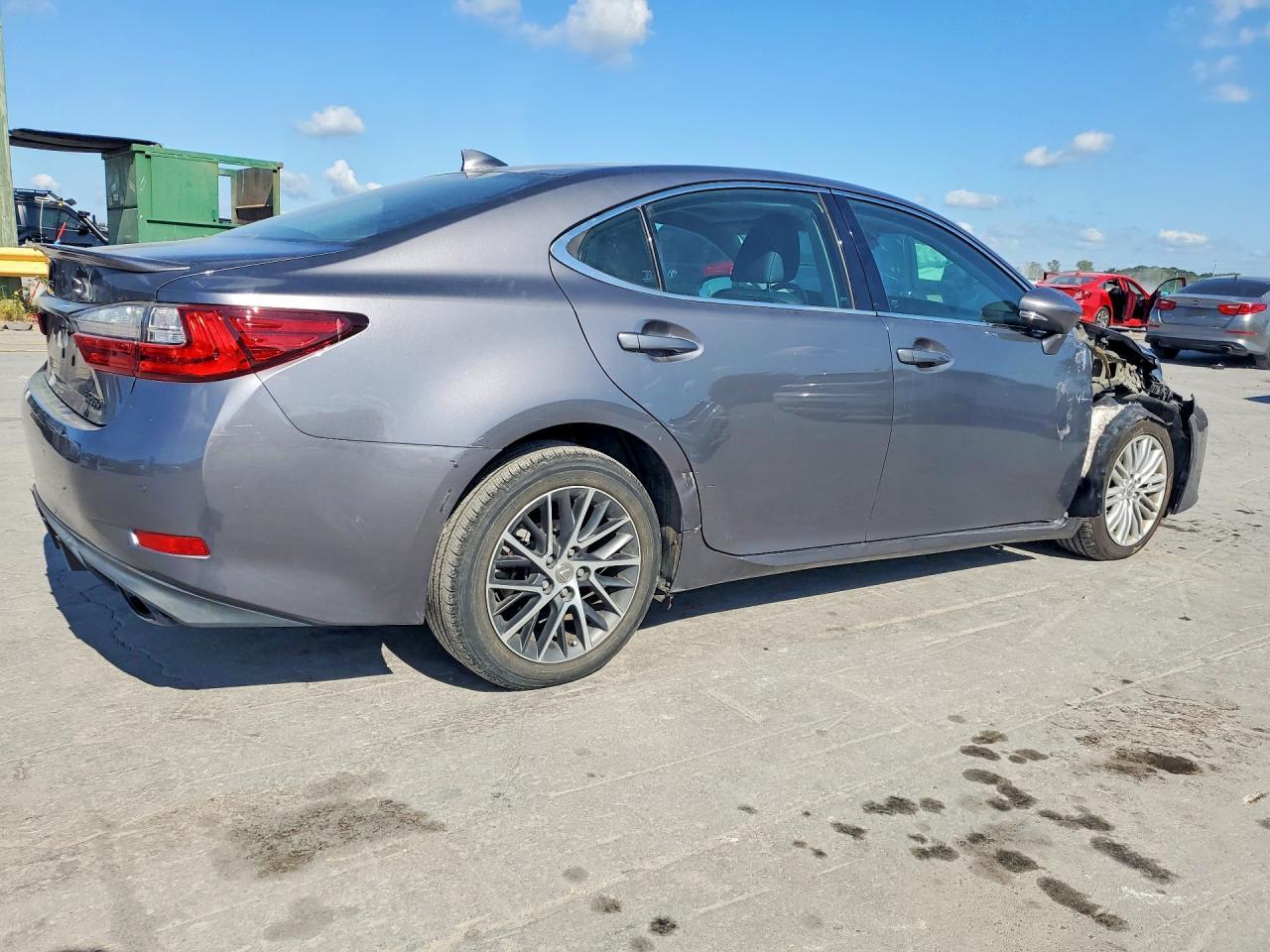 2017 Lexus Es 350 - Image 3