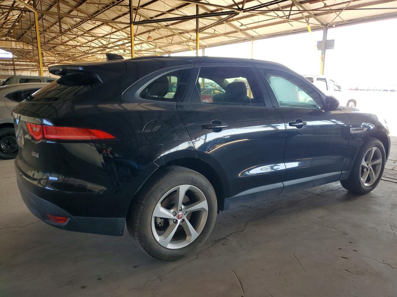 2018 Jaguar F-Pace Premium - Фото 3