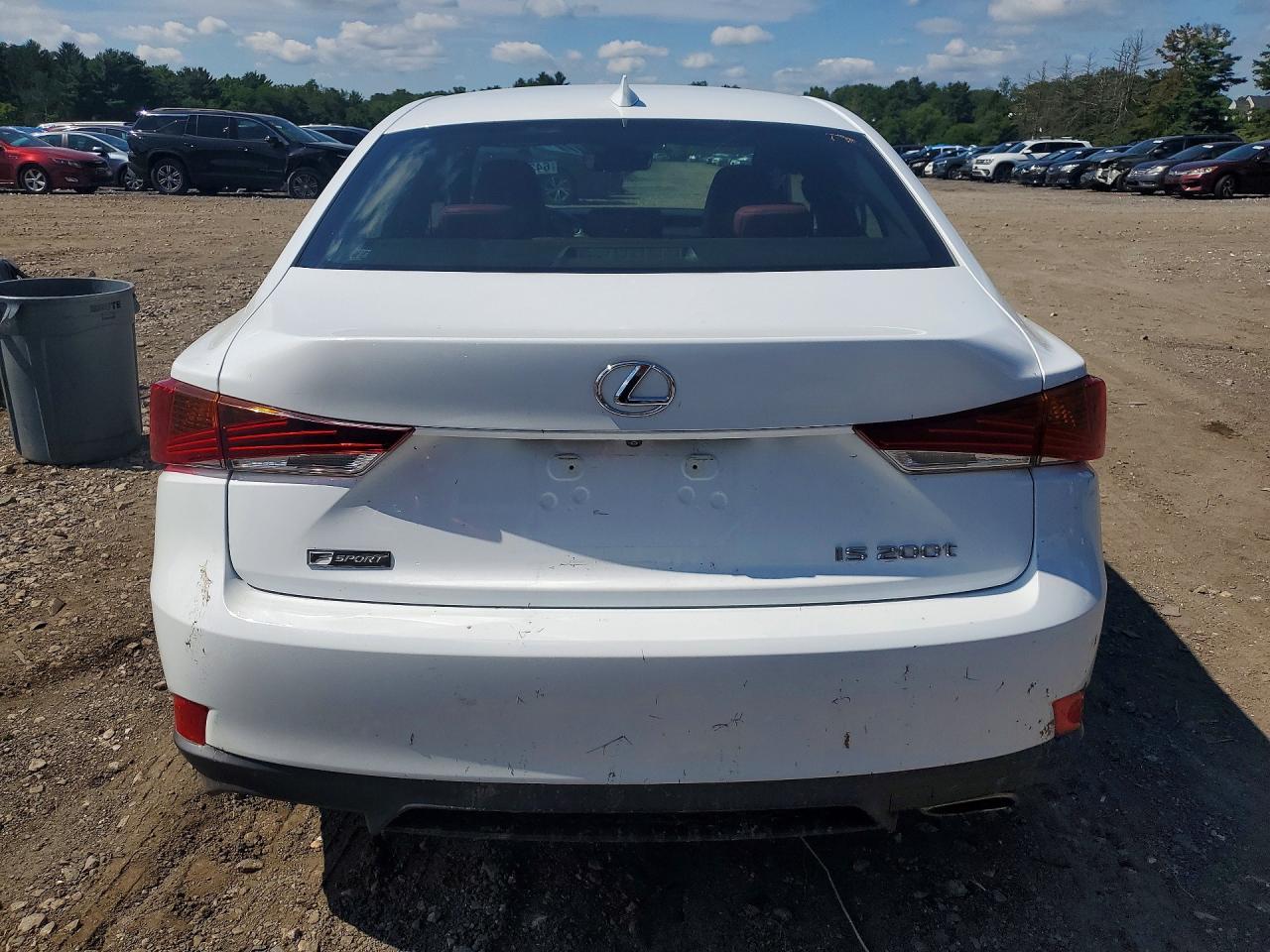 2017 Lexus Is 200T - Фото 6