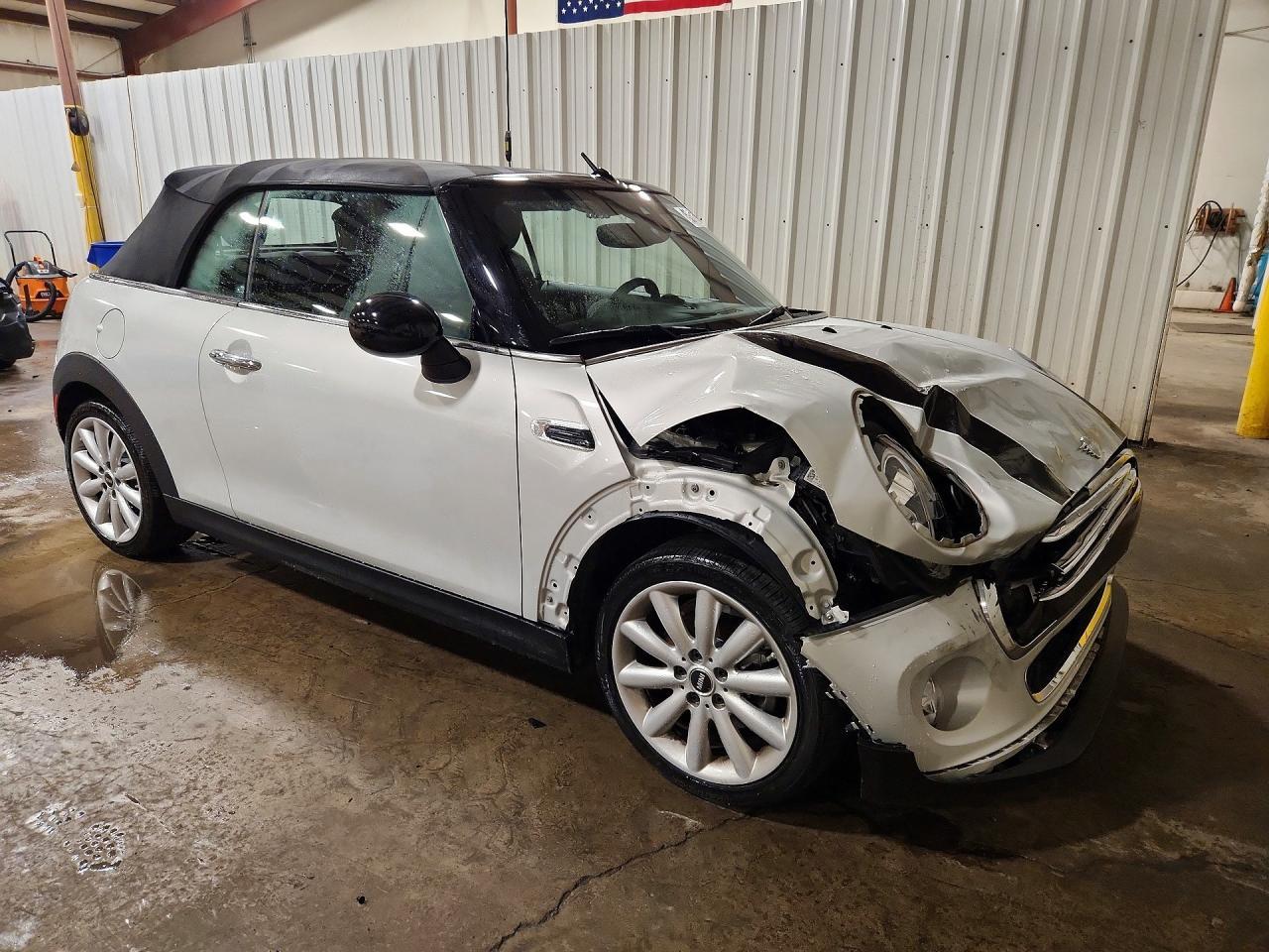 2019 Mini Cooper - Image 4