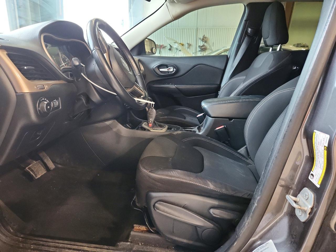 2015 Jeep Cherokee Latitude - Фото 7