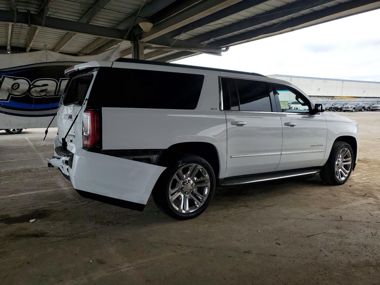 2017 GMC Yukon Xl K1500 Slt - Фото 3